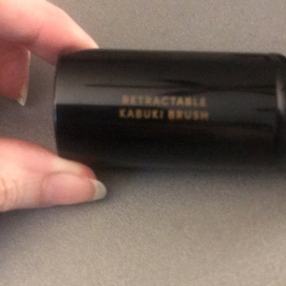 Laura Geller brush - Picture 3 of 6